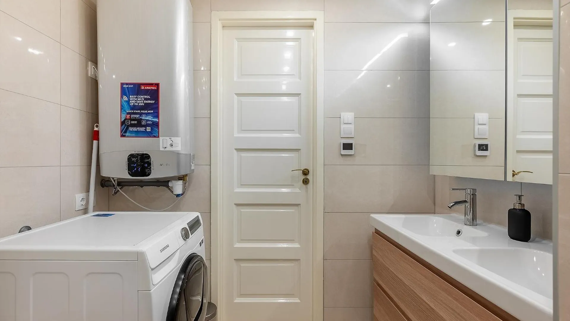 Apartment Classical Mini Studio With A Modern Touch! Budapest
